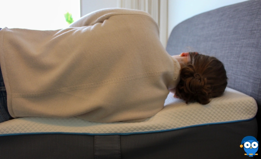 Simba Hybrid mattress sleeper shoulders